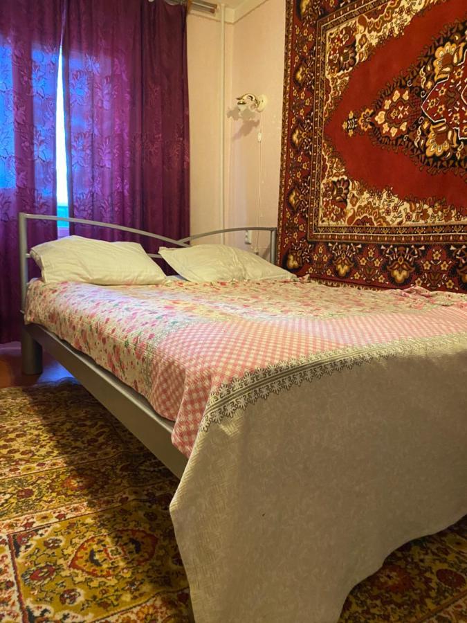В Самом Центре Myrhorod Extérieur photo
